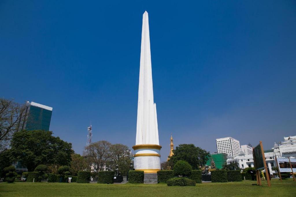 Yangon Urban Hotel Exterior photo